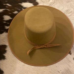 *Never Worn* Lack of Color Teak Rancher Boater